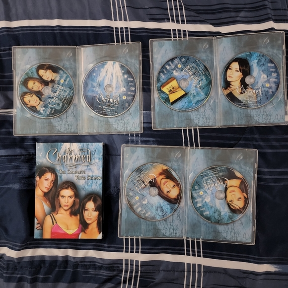 CHARMED Complete Series - Picture 9 of 15